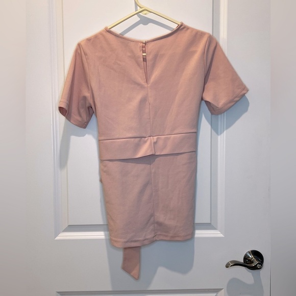 Shein Pink Short Sleeve Blouse Size Medium - Picture 2 of 9